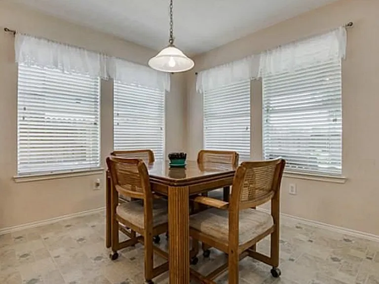 10205 Benwick Dr — Photo 11