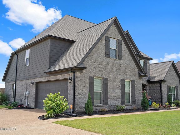 4th image of 8153 Williamson Dr
