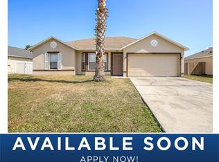 1162 Saint Tropez Ct, Kissimmee, FL 34759
