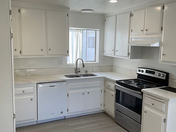 4th image of 519 N Francisca Ave #1
