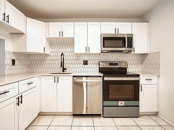 2nd image of 8411 Lagos De Campo Blvd APT 306U