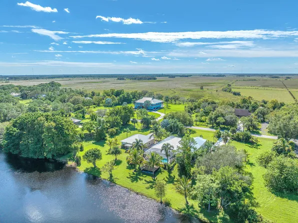 11566 SW Meadowlark Circle, Stuart, FL 34997