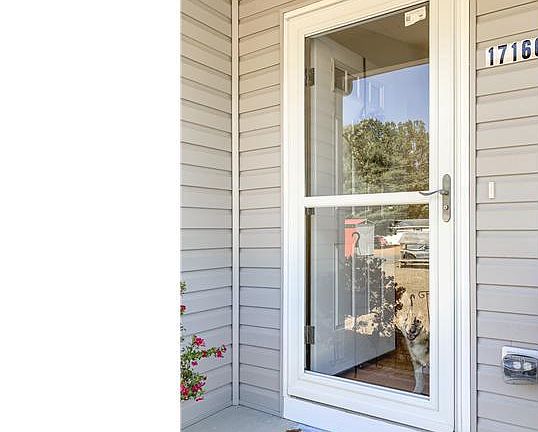 3rd image of 17166 Phillips Hill Rd