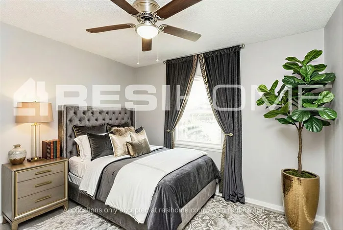 2329 SW 103rd Ter — Photo 11