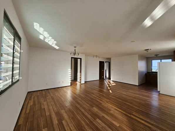 (undisclosed Address)