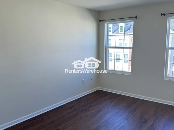 7524 Stonehouse Run Dr, Glen Burnie, MD 21060