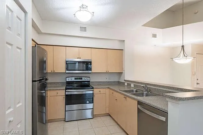 1220 Reserve Way #305 — Photo 9