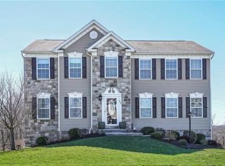 1054 Sweet Brier Dr, Aliquippa, PA 15001