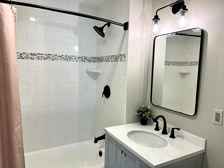 102 Hazel St #1 — Photo 7