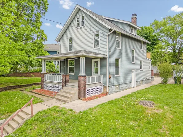 235 Bowmanville St, Akron, OH 44305