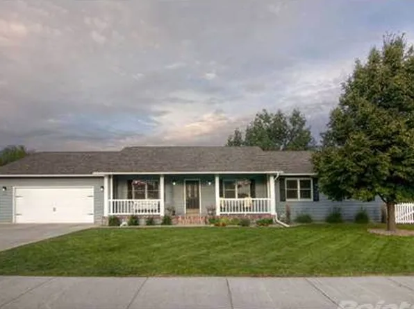 2041 Interlachen Dr, Billings, MT 59105