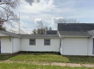 309 W Washington St #F, Fithian, IL 61844