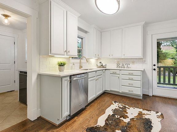 5th image of 1085 Briar Vista Ter