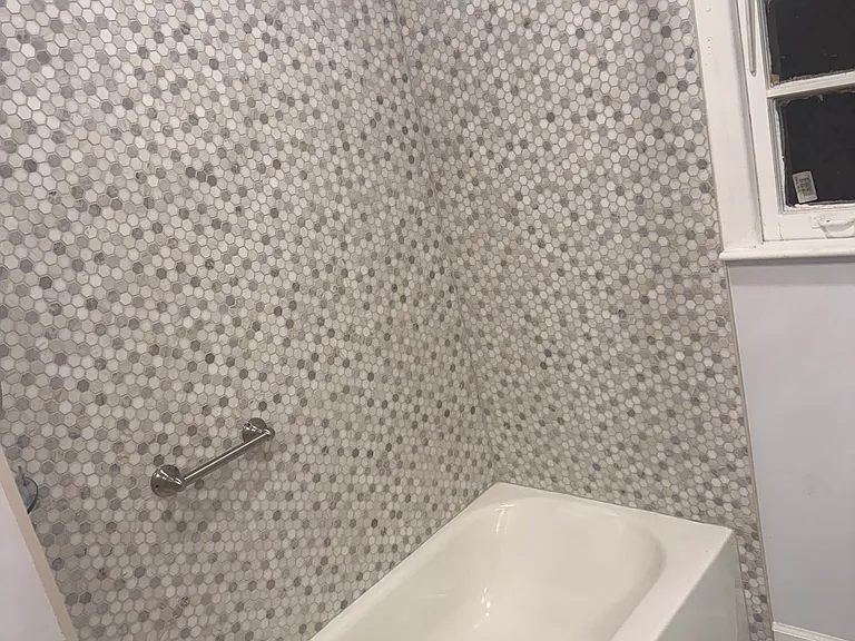 659 Vanderhorst Dr #6 — Photo 4