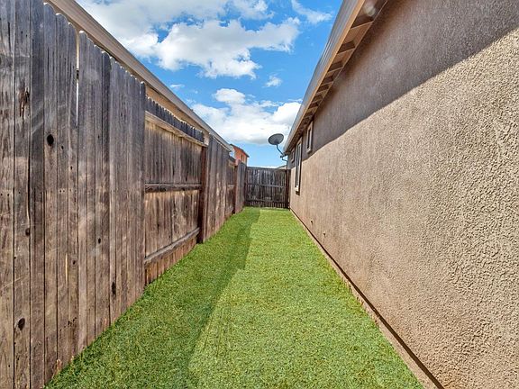 4th image of 8291 Toad Hollow Way