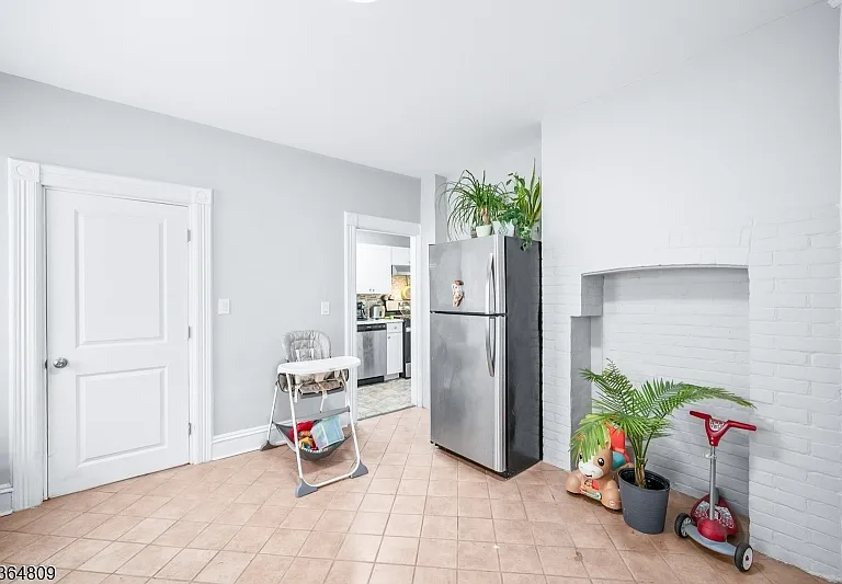 26 Hillside Ave — Photo 9