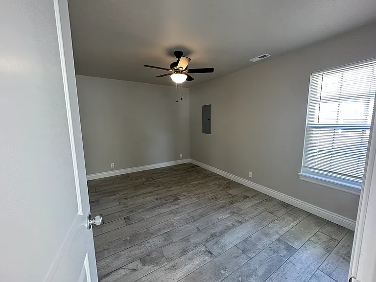 615 S High Ave #A — Photo 13