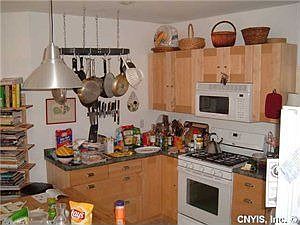 5th image of 150 Gouvello St