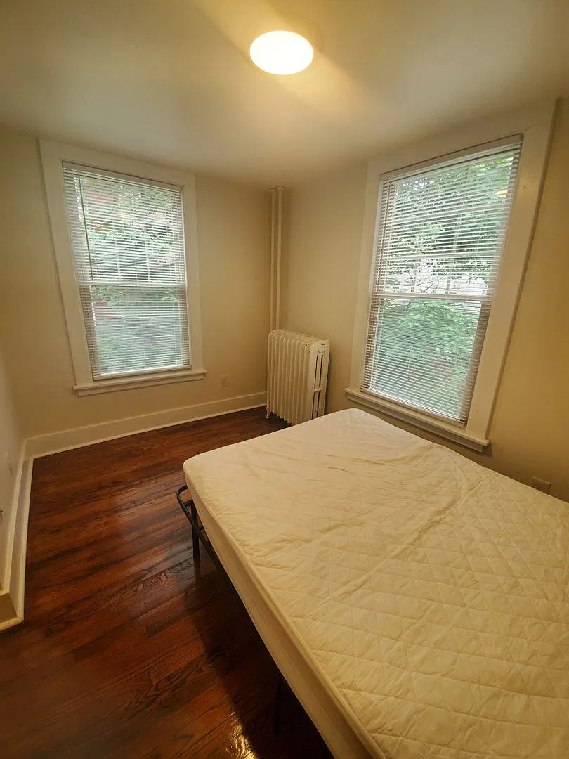 1 bed, $1,300 — Photo 4