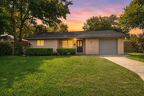 2614 Willowby Dr Photo 1