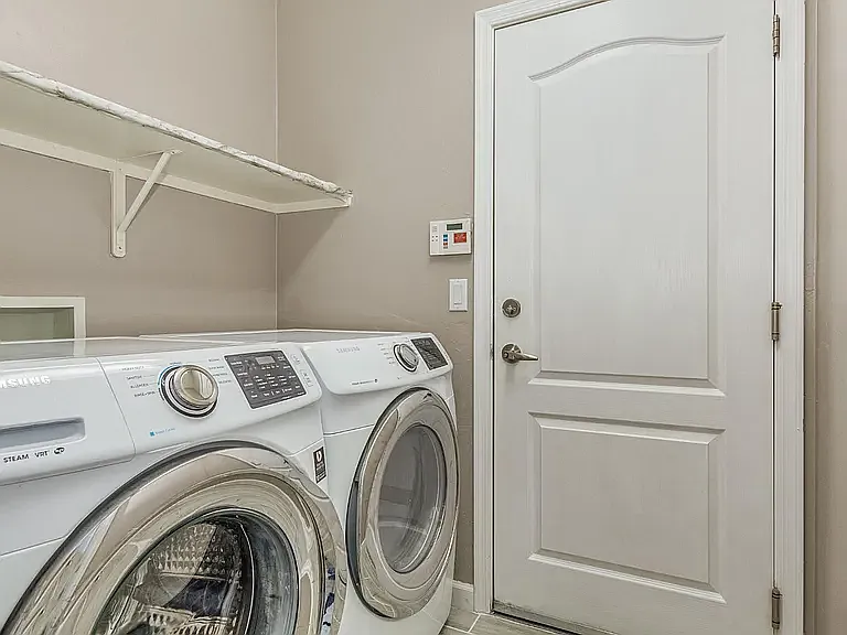 233 E Creosote Draw Rd — Photo 13