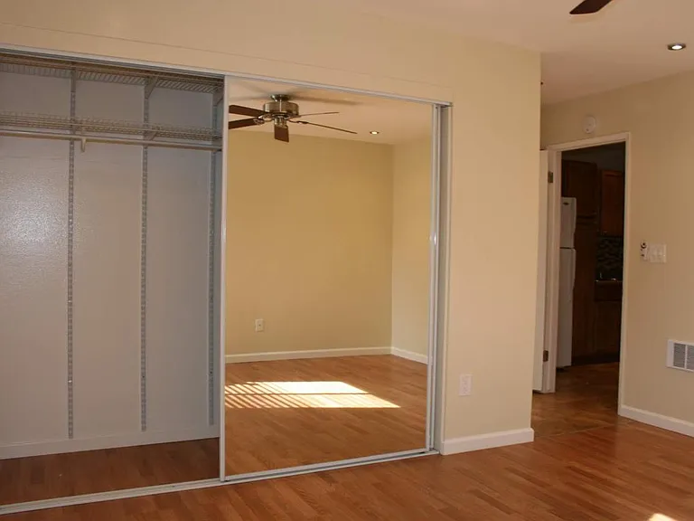 1000 W Macarthur Blvd #68 — Photo 14