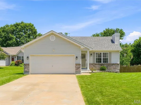 535 Briar Meadows Ct, Wentzville, MO 63385