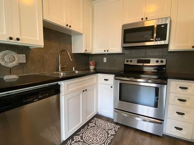 1358 Alessandro Dr, Thousand Oaks, CA, 91320