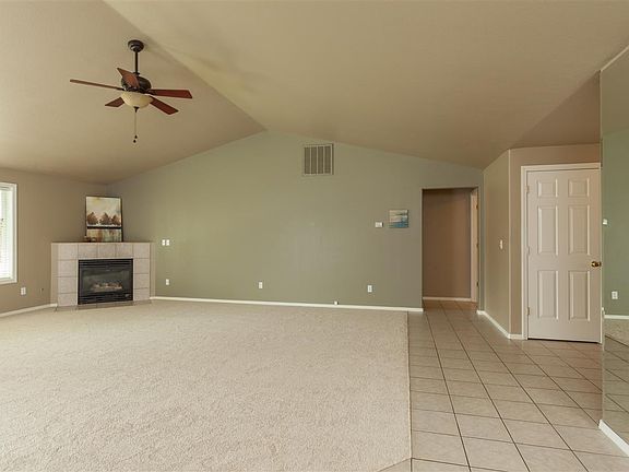 3rd image of 1709 W 35th Ave