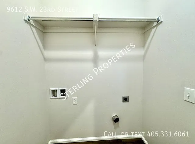 9612 SW 23rd St — Photo 17
