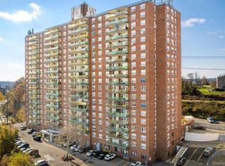 1841 Central Park Ave #15P, Yonkers, NY 10710