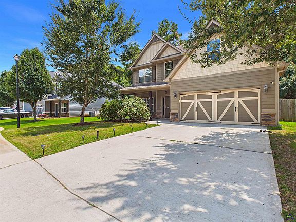 4th image of 209 Dog Fennel Ln