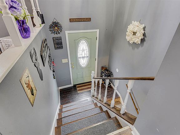 5th image of 115 Shadow Hills Ln