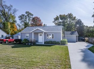 1106 E Saint Andrews Rd, Midland, MI 48642