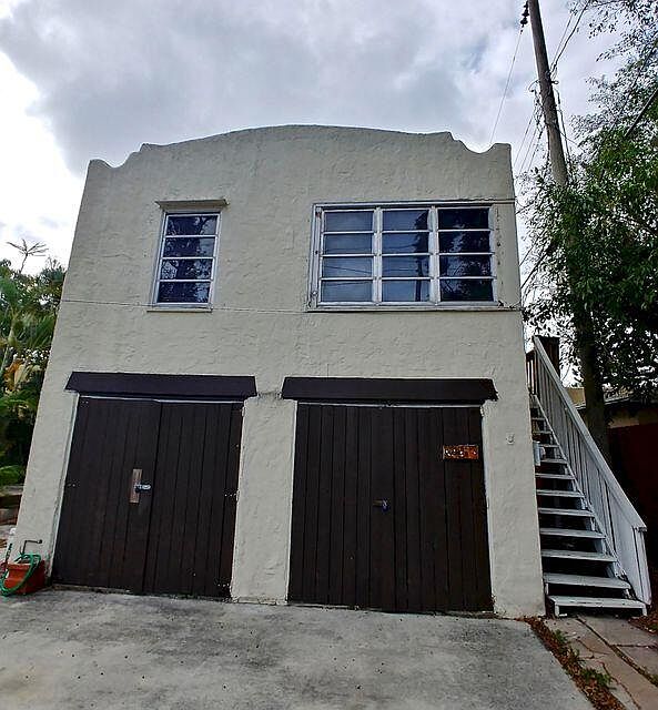 1st image of 803 Selkirk St #1