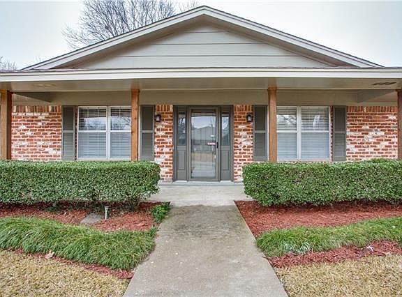 3rd image of 1112 Woodmount Ct