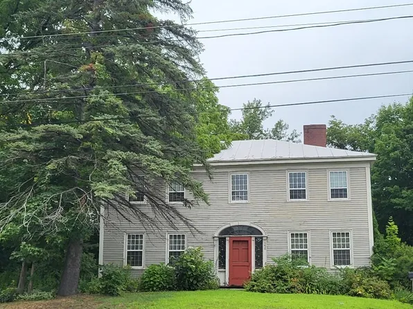 156 Wilton Road, Farmington, ME 04938