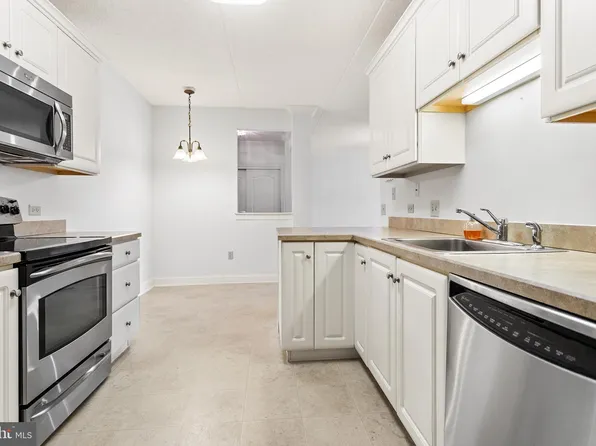 244 Baltimore Pike Unit 306A, Glen Mills, PA 19342