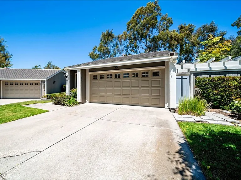 33 Rainbow Rdg — Photo 45
