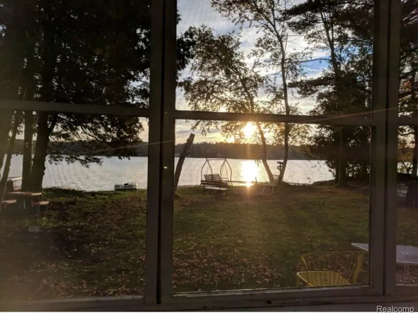 3703 W Cedar Lake Rd, Greenbush, MI 48738