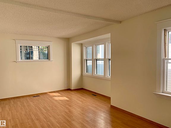 3rd image of 9833 90th Ave NW