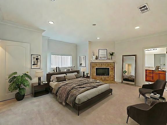 5th image of 11963 Manor Dr #B
