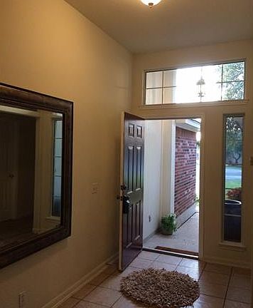 4th image of 903 Tanglewood Dr