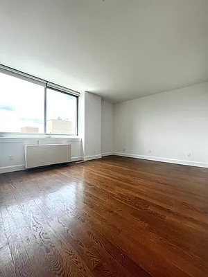 Rented by The Dermot Realty Management Company | media 13