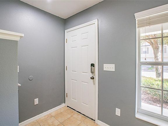 5th image of 206 Sawtooth Dr
