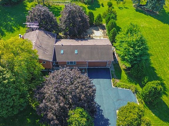 3rd image of 12504 Pine Dr