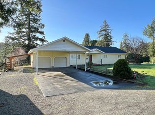95702 Morgan Ln, Coos Bay, OR 97420