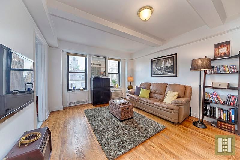 1st image of 101 7th Ave #16F
