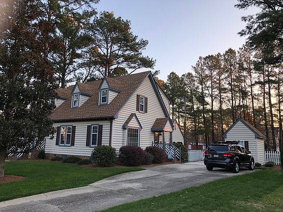 2nd image of 629 Montebello Cir