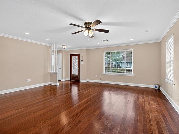 5th image of 1117 Shirley Dr